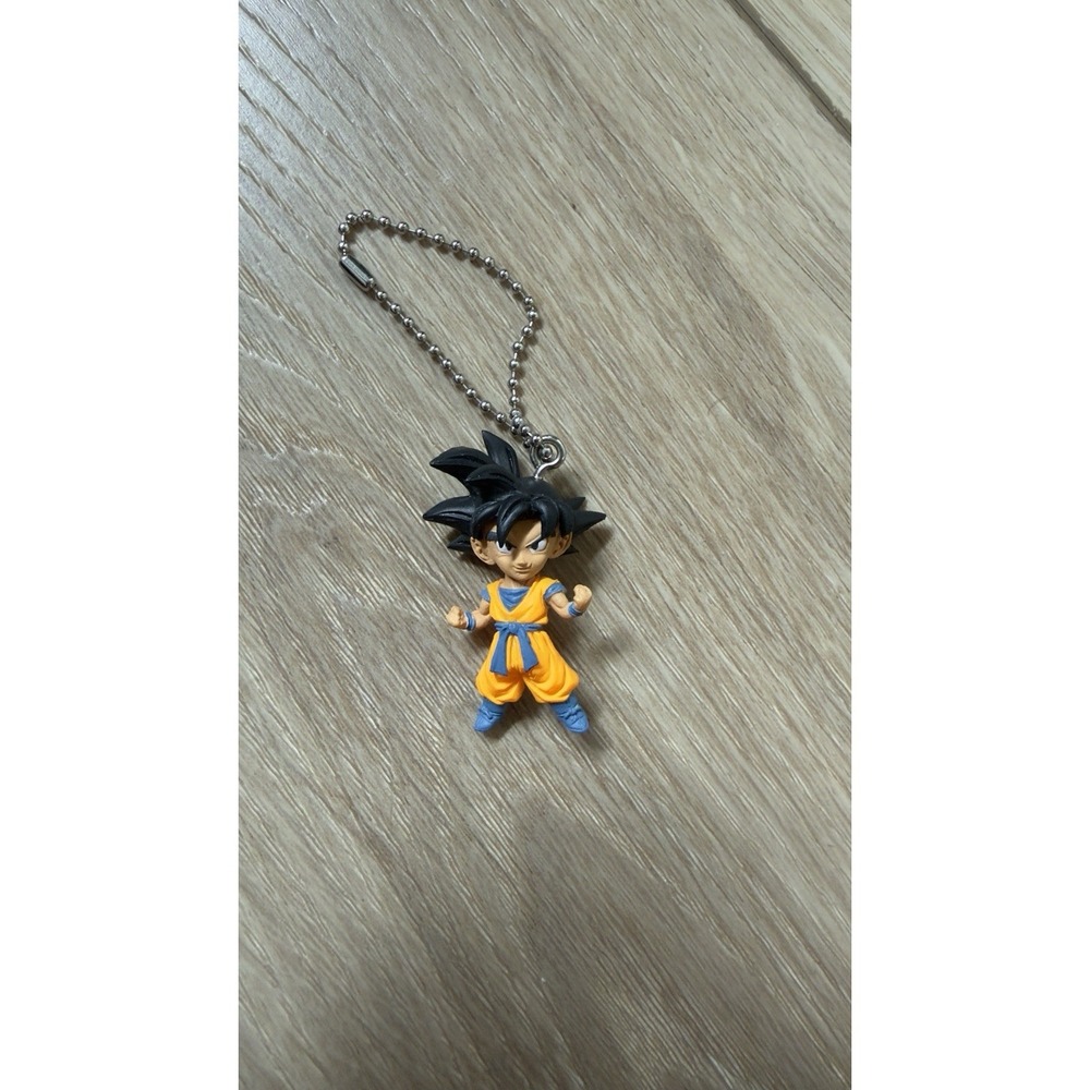 Bandai Dragon ball Z Super Hero UDM 50 Burst Key Chain Figure Goku Gokou